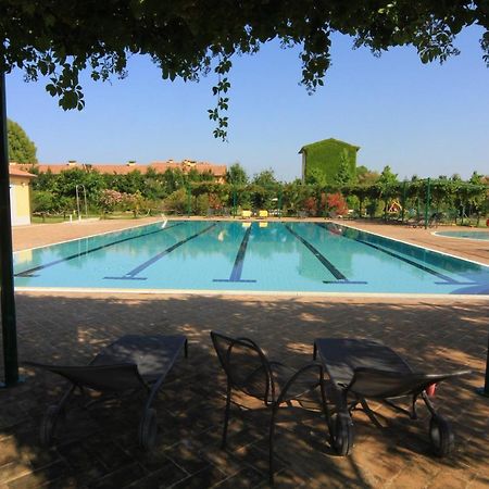 Campastrello Sport Hotel Residence カスタニェート・カルドゥッチ エクステリア 写真